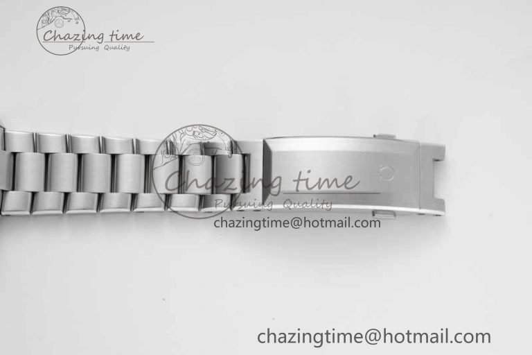 Seamaster 6000M Ultra Deep SS SBF 1:1 Best Edition Deep Blue Dial on SS Bracelet A8912 Super Clone
