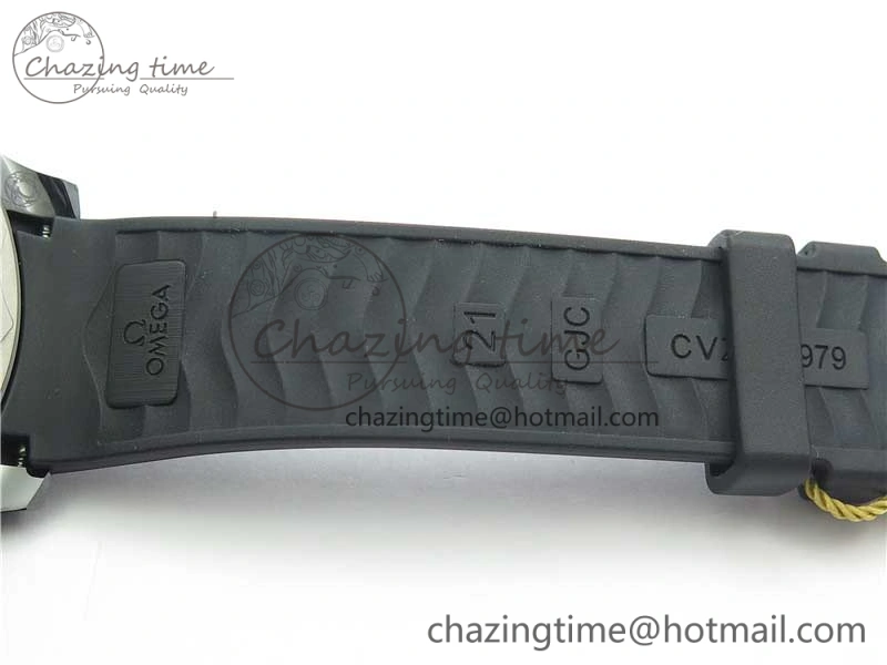 Seamaster Diver 300M Real Ceramic Case VSF 1:1 Best Edition on Black Rubber Strap A8806 (Free Nato)