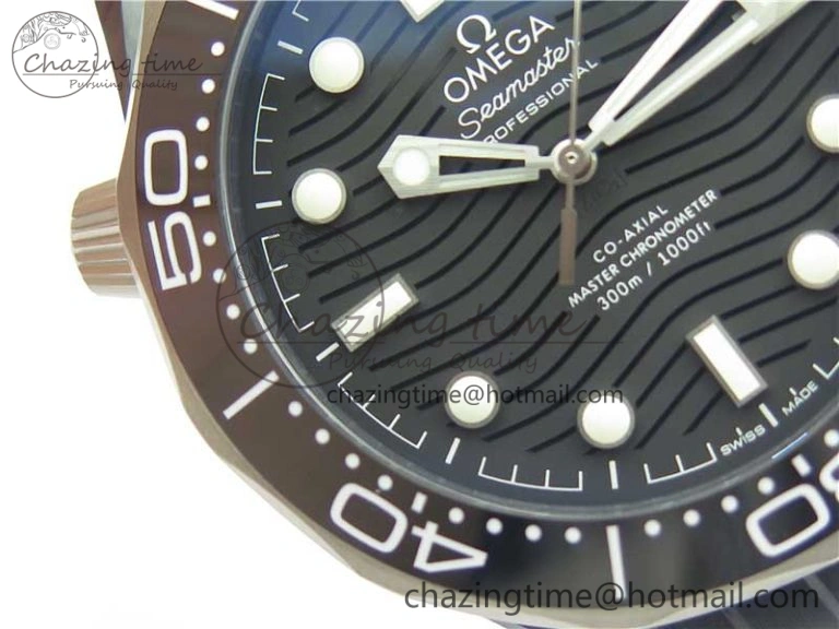 Seamaster Diver 300M Real Ceramic Case VSF 1:1 Best Edition on Black Rubber Strap A8806 (Free Nato)