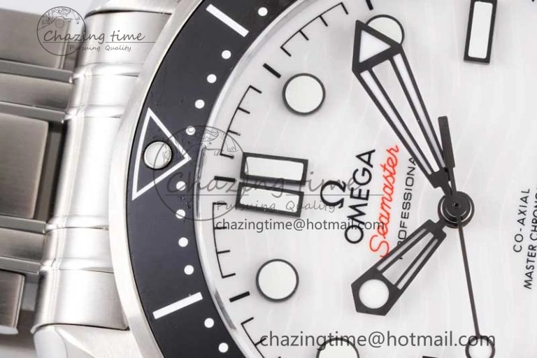 Seamaster Diver 300M SS Black Ceramic Bezel JVSF 1:1 Best Edition White Dial on SS Bracelet A2824