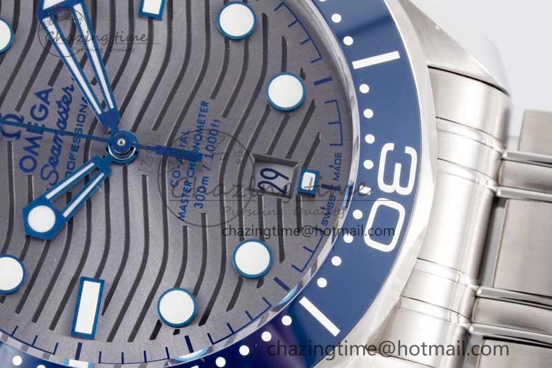 Seamaster Diver 300M SS Blue Ceramic Bezel JVSF 1:1 Best Edition Gray Dial on SS Bracelet A2824