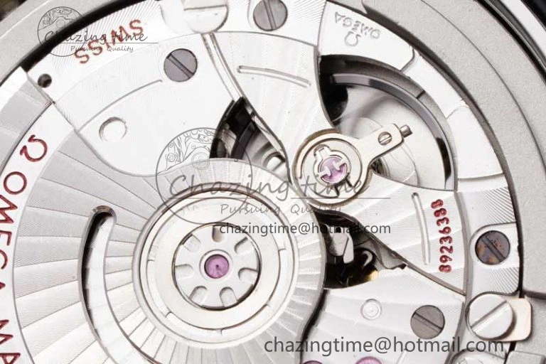Seamaster Diver 300M SS Blue Ceramic Bezel JVSF 1:1 Best Edition Gray Dial on SS Bracelet A2824