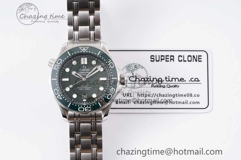 Seamaster Diver 300M SS Green Ceramic Bezel JVSF 1:1 Best Edition Green Dial on SS Bracelet A2824