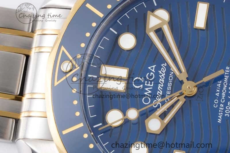 Seamaster Diver 300M SS YG Blue Ceramic Bezel JVSF 1:1 Best Edition Blue Dial on SS YG Bracelet A2824