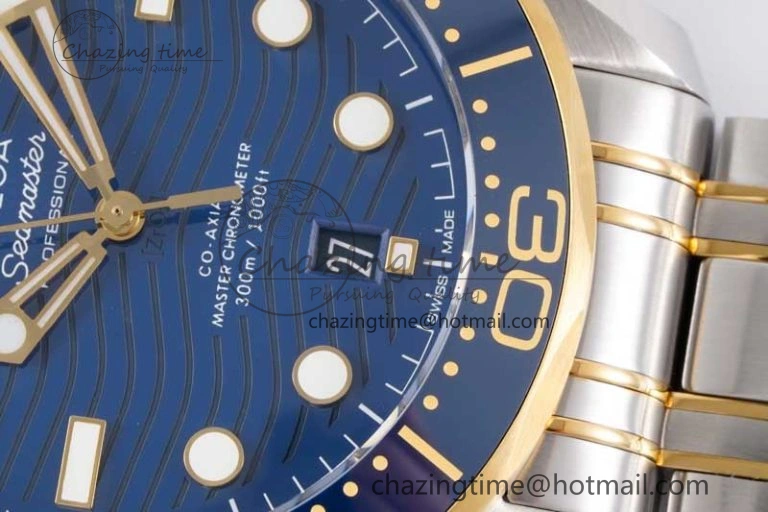 Seamaster Diver 300M SS YG Blue Ceramic Bezel JVSF 1:1 Best Edition Blue Dial on SS YG Bracelet A2824