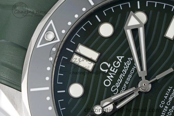 Seamaster Diver 300M VSF 1:1 Best Edition Green Ceramic Green Dial on Green Rubber Strap A8800 V2