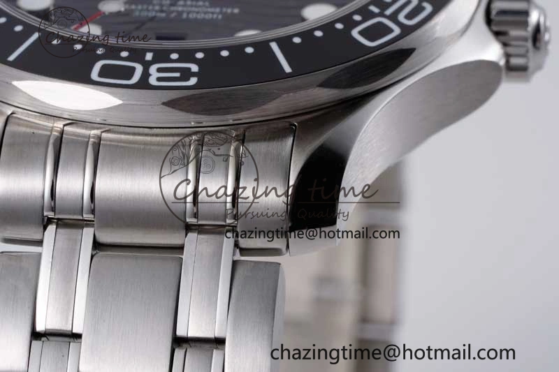 Seamaster Diver 300M ZF 1:1 Best Edition Black Ceramic Black Dial on SS Bracelet A8800