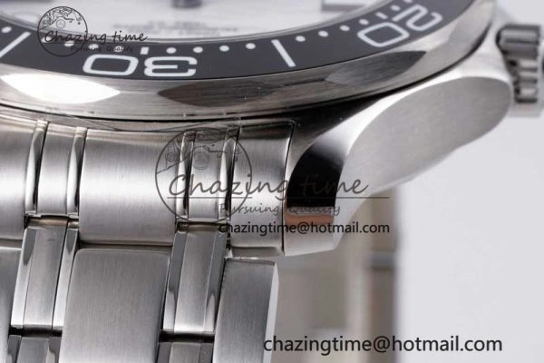 Seamaster Diver 300M ZF 1:1 Best Edition Black Ceramic White Dial on SS Bracelet A8800
