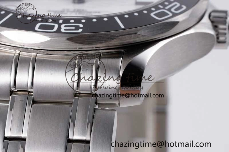 Seamaster Diver 300M ZF 1:1 Best Edition Black Ceramic White Dial on SS Bracelet A8800