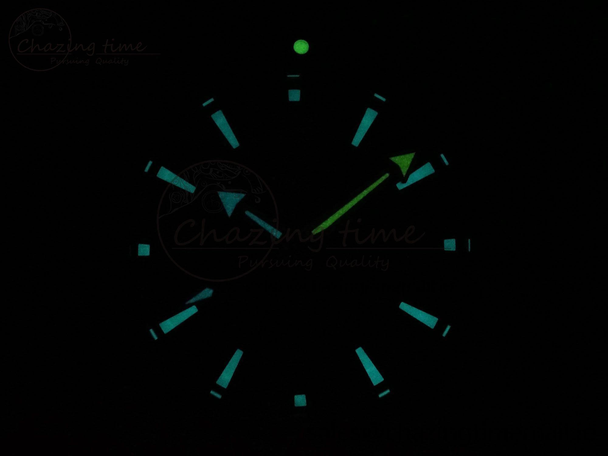 Seamaster Planet Ocean 600M 43.5mm SS SCF 1:1 Best Edition Green Bezel Gray Dial on Green Rubber Strap A8900 Super Clone