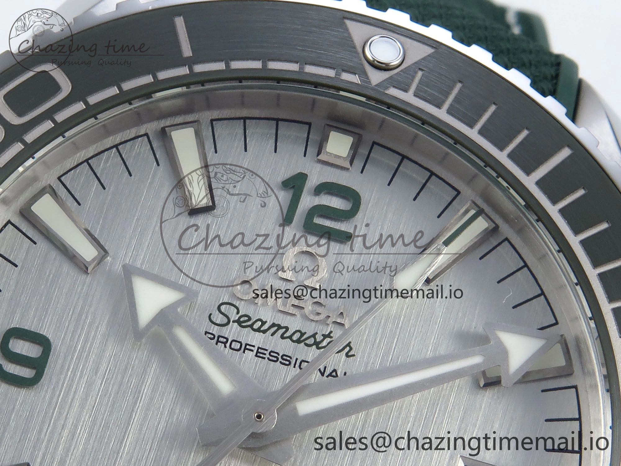 Seamaster Planet Ocean 600M 43.5mm SS SCF 1:1 Best Edition Green Bezel Gray Dial on Green Rubber Strap A8900 Super Clone