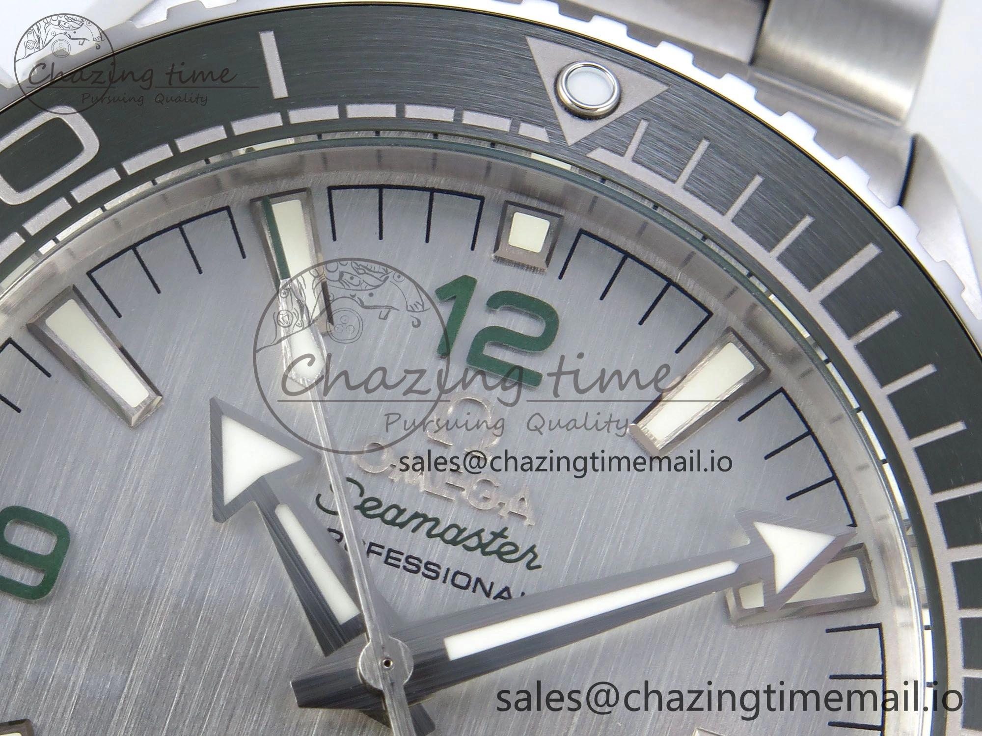 Seamaster Planet Ocean 600M 43.5mm SS SCF 1:1 Best Edition Green Bezel Gray Dial on SS Bracelet A8900 Super Clone