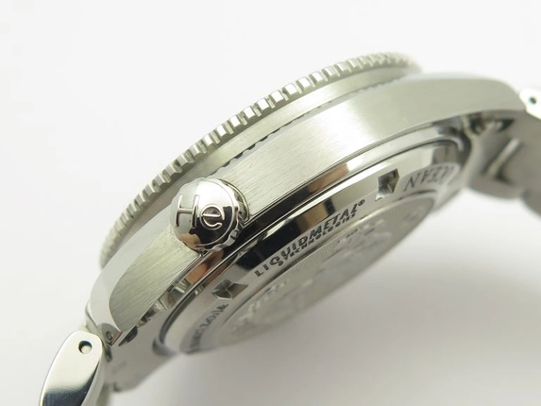 Seamaster Planet Ocean GMT 600M Blue Dial SS On Blue Rubber Strap A8605