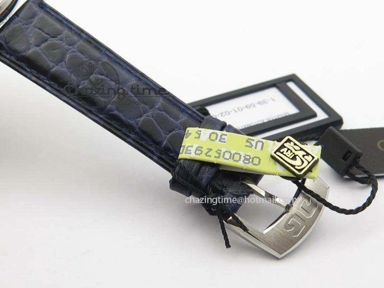 Senator Sixties SS Gray Dial On Blue Leather Strap A3959