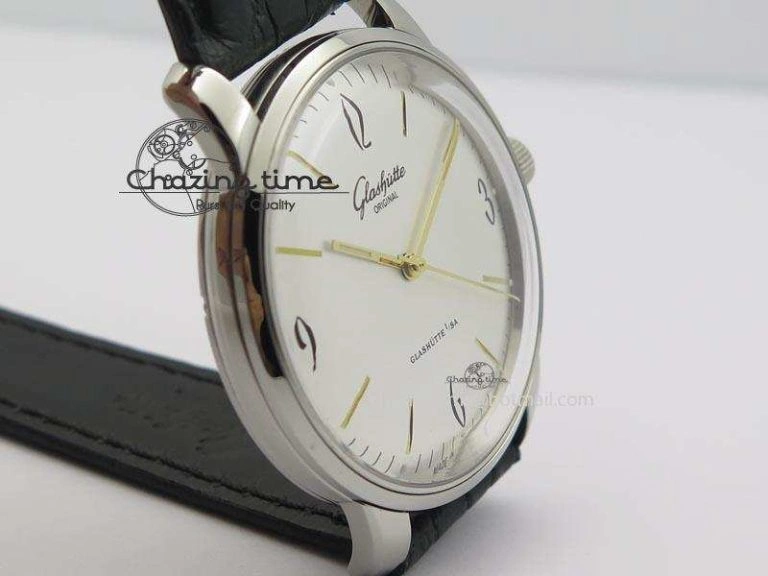 Senator Sixties SS White Dial On Black Leather Strap A3959