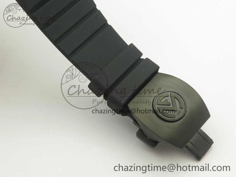 Skafander RG Black On Black Rubber Strap MIYOTA 8215