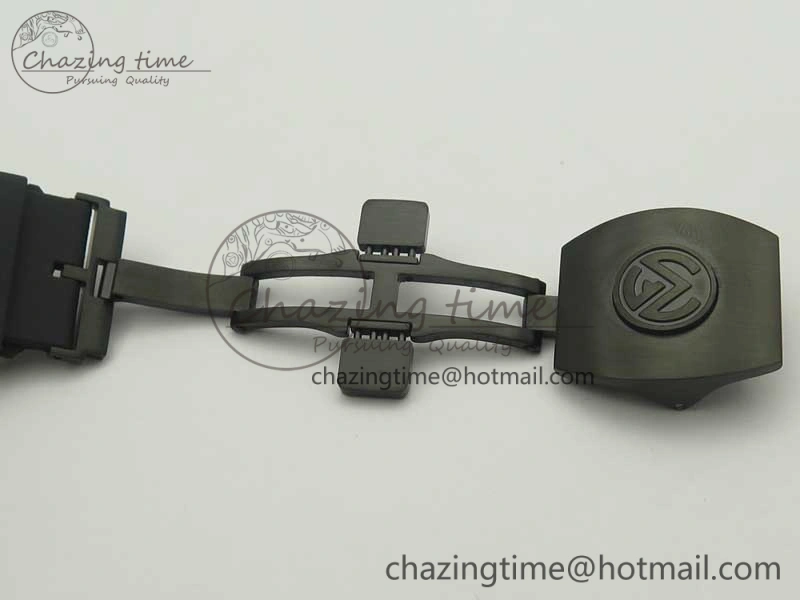 Skafander RG Black On Black Rubber Strap MIYOTA 8215