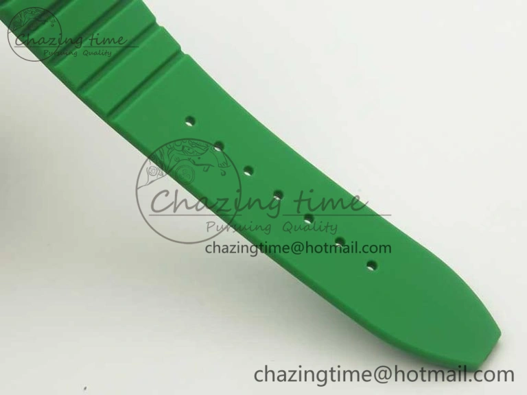 Skafander SS Green On Green Rubber Strap MIYOTA 8215
