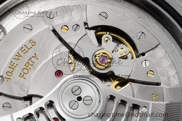 Skydweller SS YG Noob Best Edition YG Dial on SS YG Jubilee Bracelet A23J