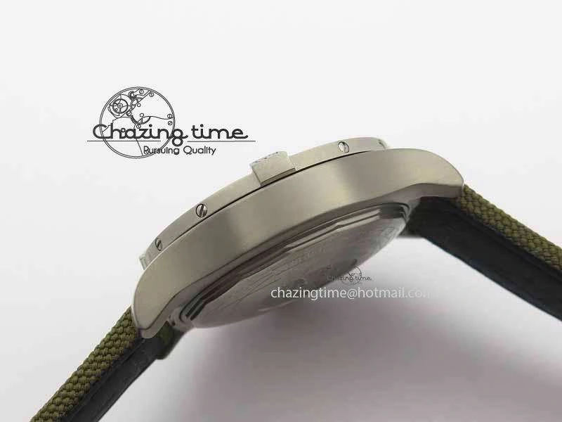 Skyland Avenger Titanium 1:1 Best Edition Gray Numeral Dial On Green Nylon Strap A7750