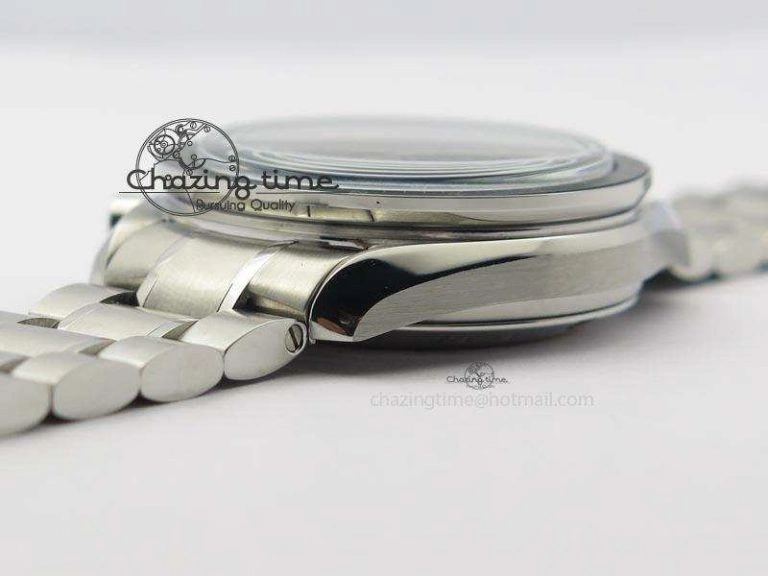 Speedmaster Apollo 11 On SS Bracelet Manual Winding Chrono Movement
