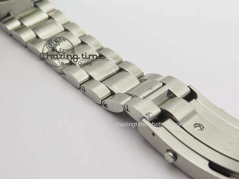 Speedmaster Apollo XVII Gray Dial On SS Bracelet Manual Winding Chrono Movement