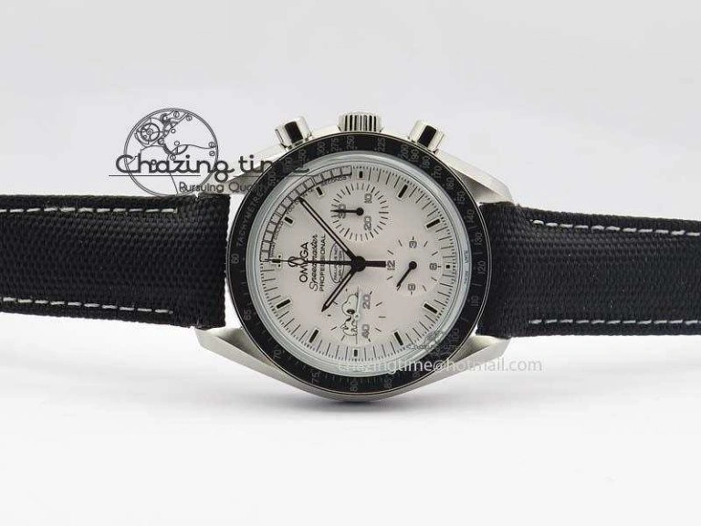 Speedmaster JHF SS Snoopy Award 45th Anniversary White Dial On Black Nylon Strap