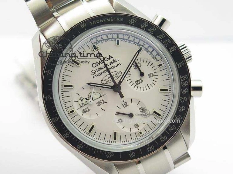 Speedmaster JHF SS Snoopy Award 45th Anniversary White dial On SS Bracelet