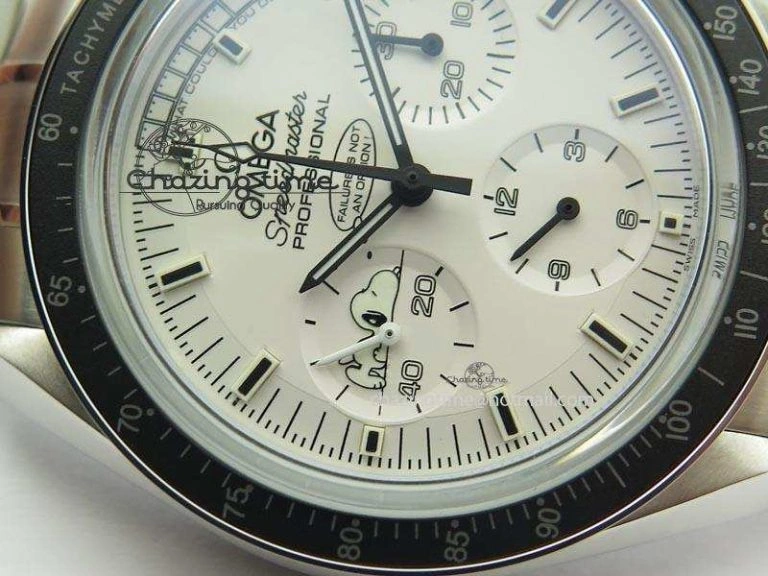 Speedmaster JHF SS Snoopy Award 45th Anniversary White dial On SS Bracelet