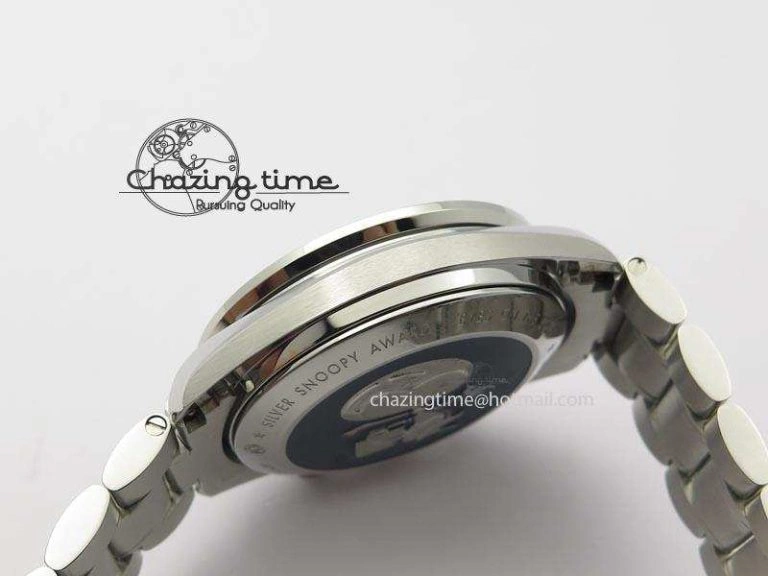 Speedmaster JHF SS Snoopy Award 45th Anniversary White dial On SS Bracelet