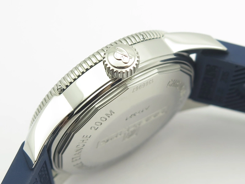 Speedmaster JHF SS ‘Work on the Moon’ Gary Dial On SS Bracelet