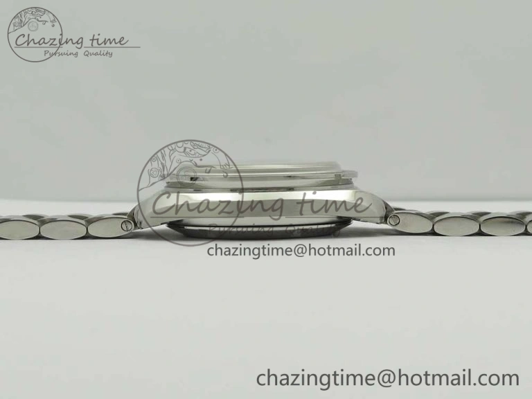 Speedmaster SS Sapphire Crystal Panda Blue White Dial on SS Bracelet Manual Winding Chrono Movement