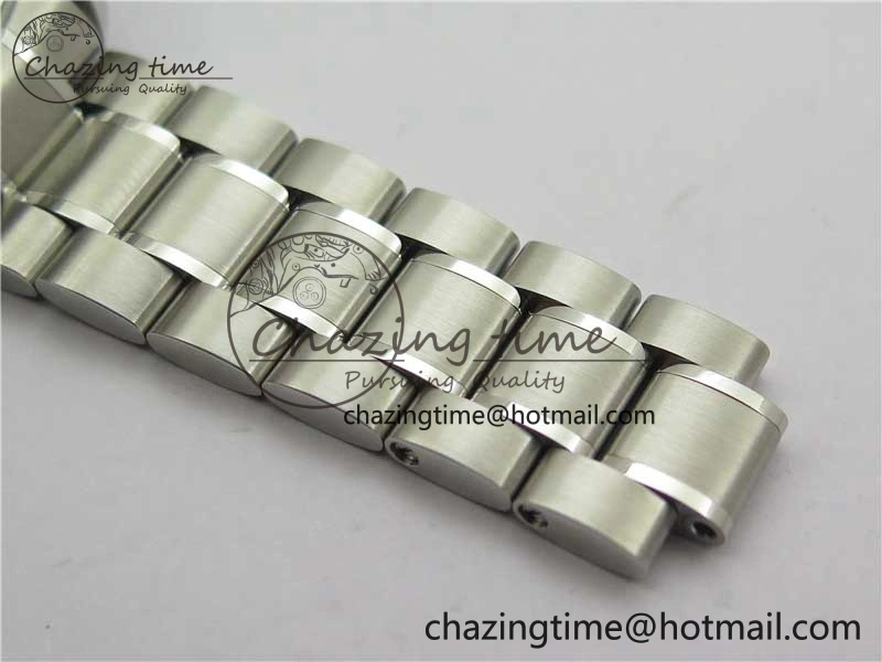 Speedmaster SS Snoopy Apollo OMF Best Edition White Dial on SS Bracelet Venus75