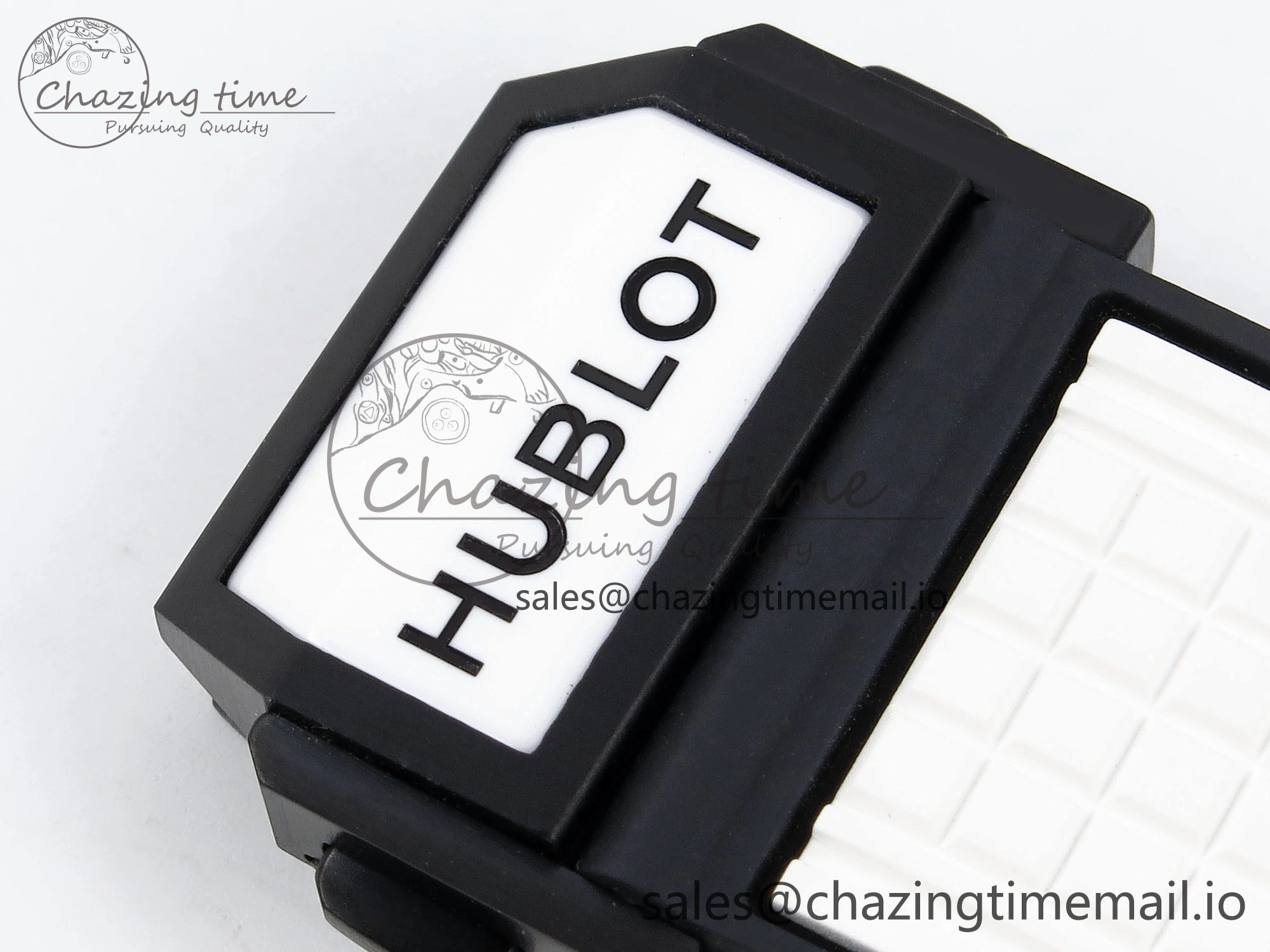 Square Bang Unico White Ceramic BBF 1:1 Best Edition on Rubber Strap A1280