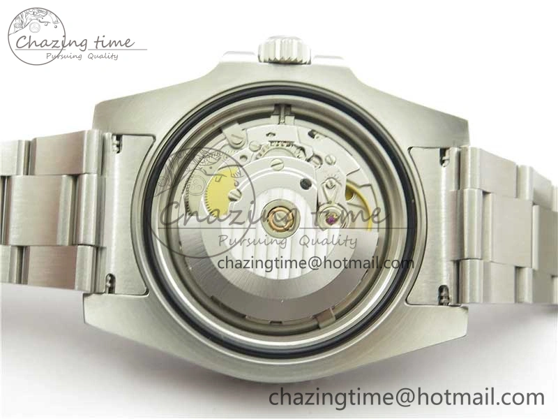 Submariner 116610 LV Green Ceramic ARF 1:1 Best Edition 904L SS Case and Bracelet A2824 V4