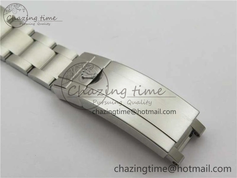 Submariner 116610 LV Green Ceramic ARF 1:1 Best Edition 904L SS Case and Bracelet A2824 V4
