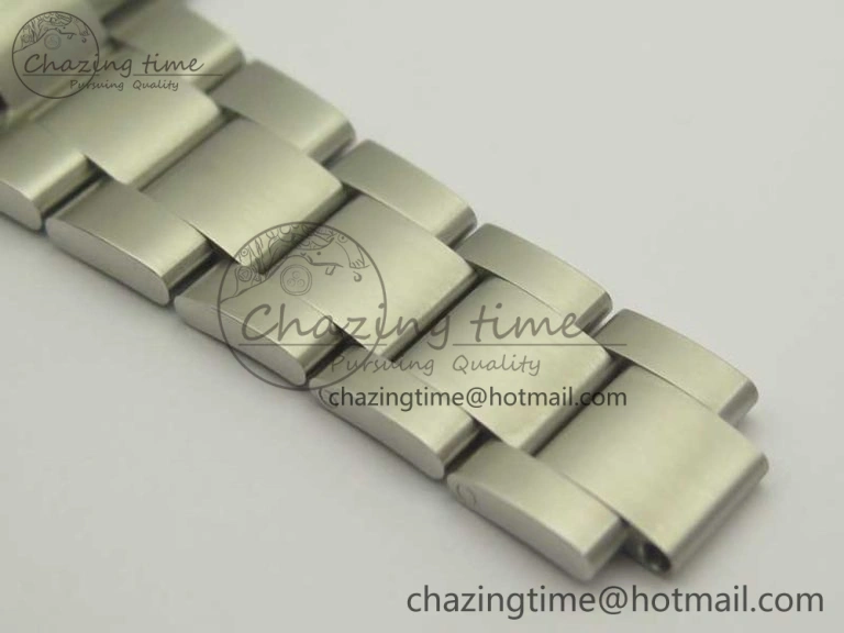 Submariner 116610 LV Green Ceramic DJF 1:1 Best Edition on SS Bracelet SA3135( Free R Cover)