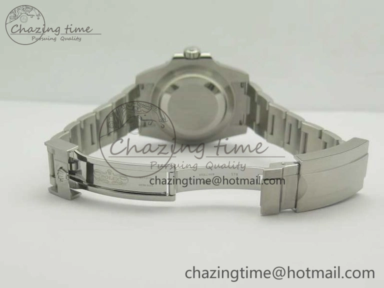 Submariner 116610 LV Green Ceramic DJF 1:1 Best Edition on SS Bracelet SA3135( Free R Cover)