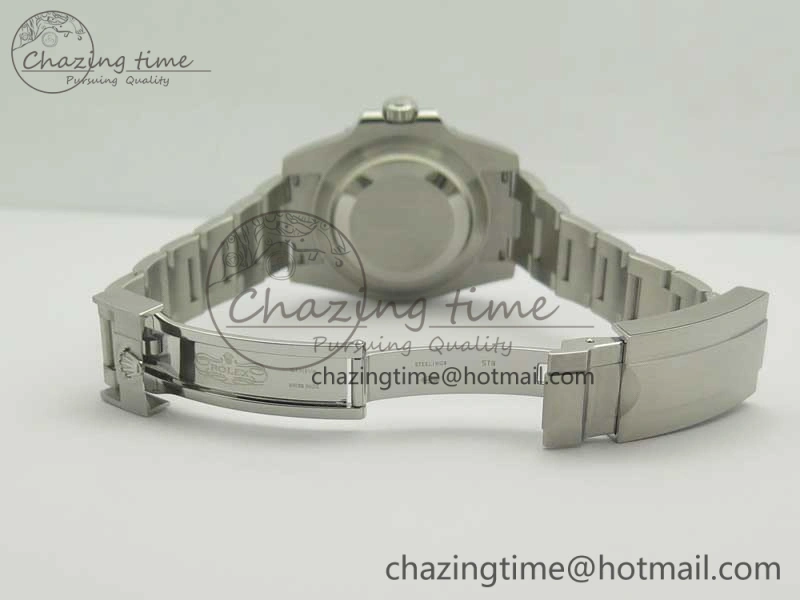 Submariner 116610 LV Green Ceramic DJF 1:1 Best Edition on SS Bracelet SA3135( Free R Cover)