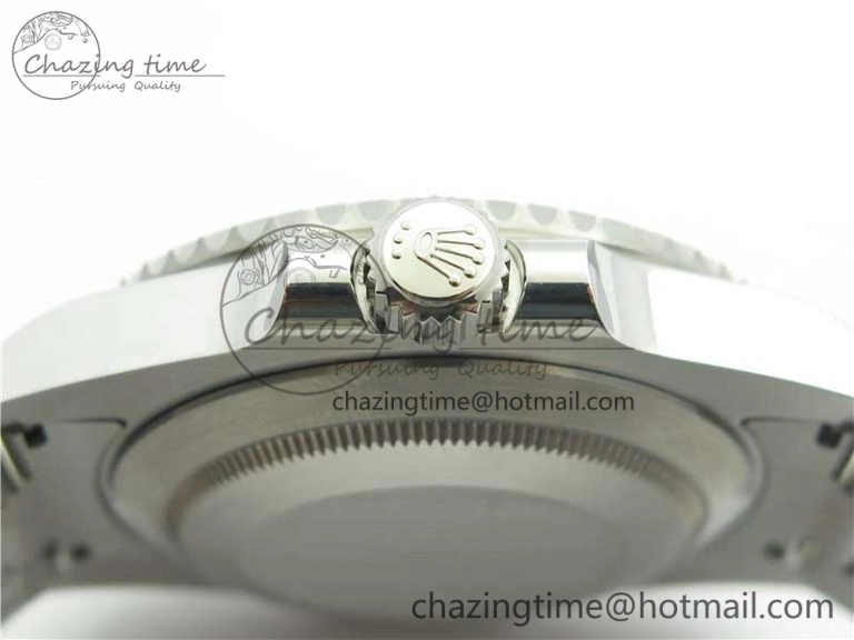 Submariner 116610 LV Green Ceramic Noob 1:1 Best Edition 904L SS Case and Bracelet A2836 V10