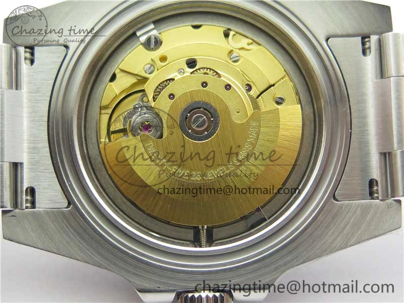Submariner 116610 LV Green Ceramic Noob 1:1 Best Edition 904L SS Case and Bracelet A2836 V10