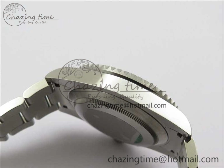 Submariner 116610 LV Green Ceramic Noob 1:1 Best Edition 904L SS Case and Bracelet A2836 V11