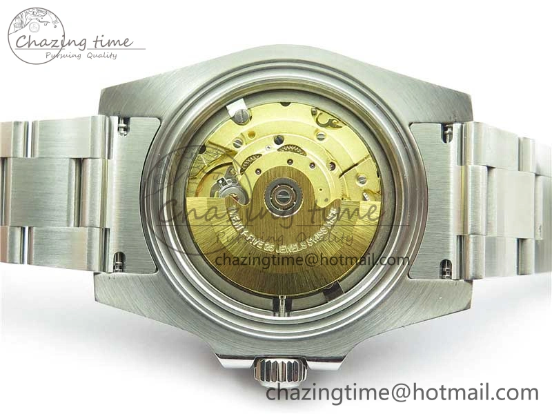 Submariner 116610 LV Green Ceramic Noob 1:1 Best Edition 904L SS Case and Bracelet A2836 V11