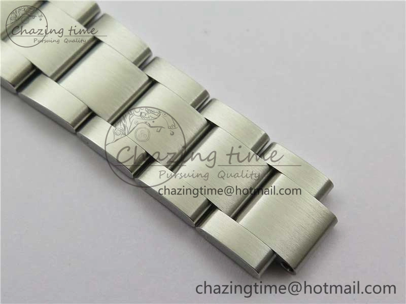 Submariner 116610 LV Green Ceramic Noob 1:1 Best Edition 904L SS Case and Bracelet A2836 V11