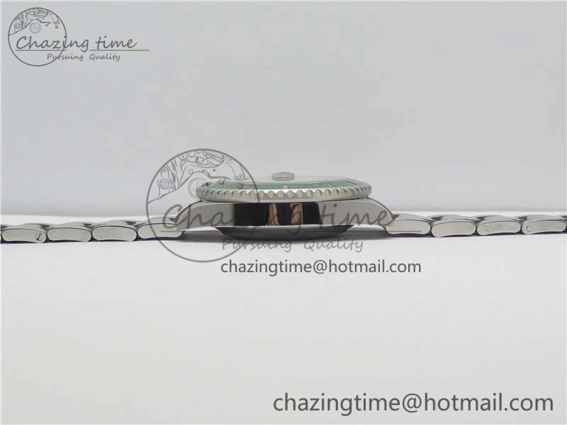 Submariner 116610 LV Green Ceramic Noob 1:1 Best Edition 904L SS Case and Bracelet SA3135 V10
