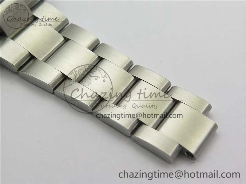 Submariner 116610 LV Green Ceramic Noob 1:1 Best Edition 904L SS Case and Bracelet SA3135 V10