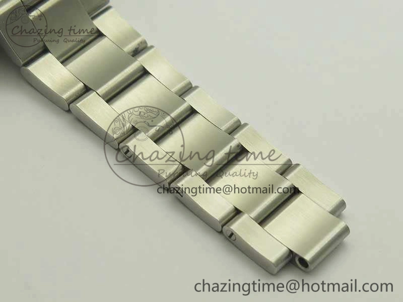 Submariner 116610 LV Green Ceramic V8s 1:1 Noob Best Edition On SS Bracelet SA3135