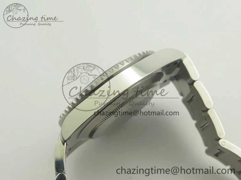 Submariner 116610 LV Green Ceramic V8s 1:1 Noob Best Edition On SS Bracelet SA3135
