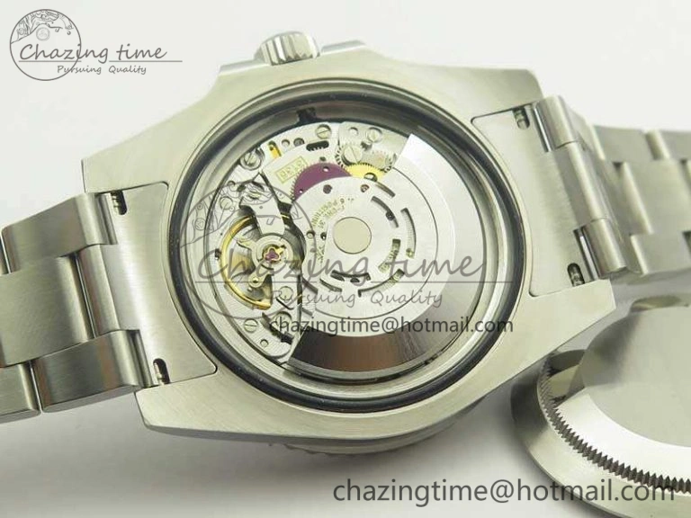Submariner 116610 LV Green Ceramic V8s 1:1 Noob Best Edition On SS Bracelet SA3135