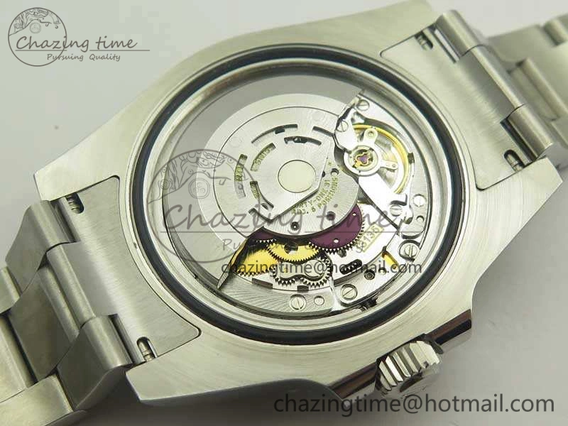 Submariner 116610 LV Green Ceramic V8s 1:1 Noob Best Edition On SS Bracelet SA3135